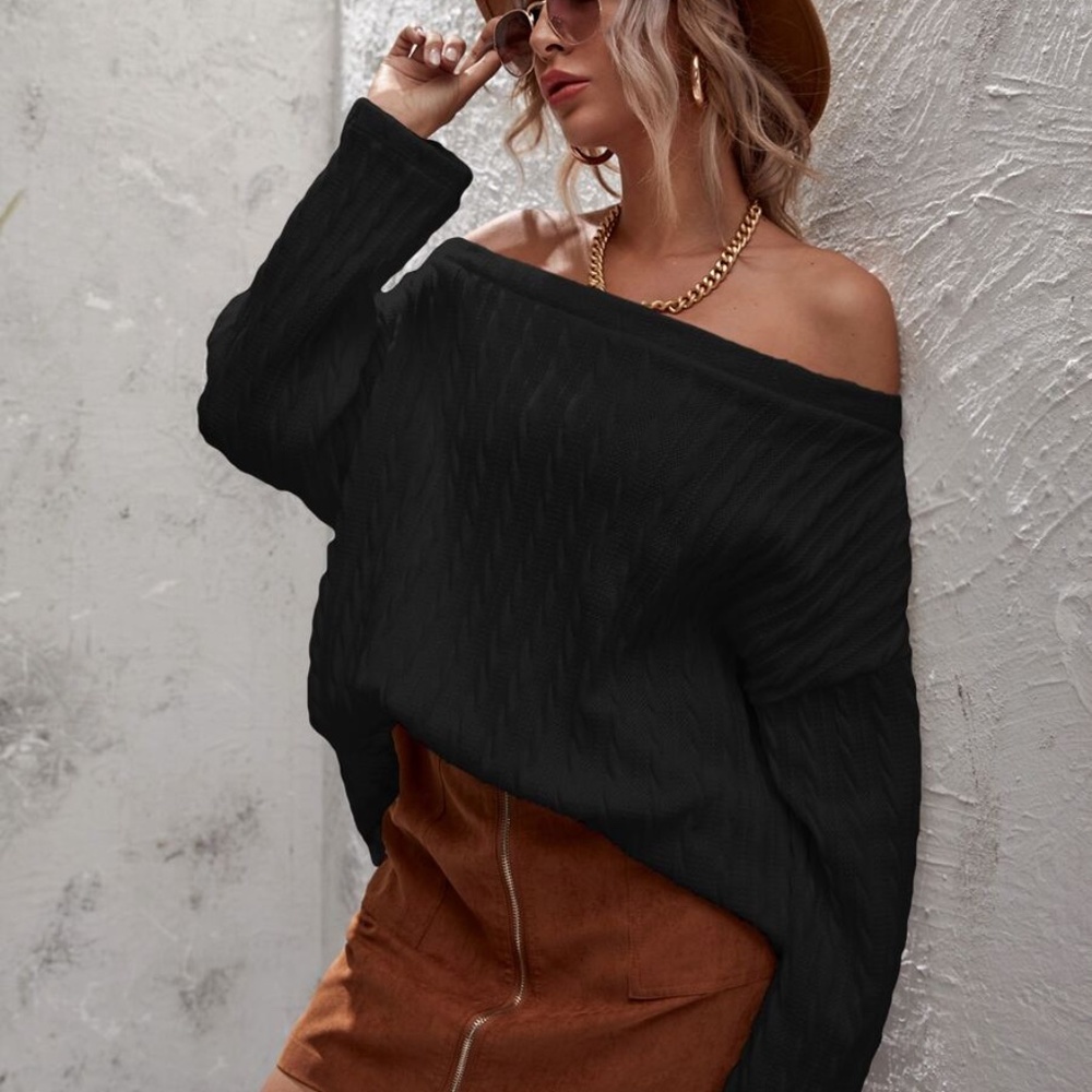 oversized off shoulder textured long sleeve -CHAR - Picture 6 of 15